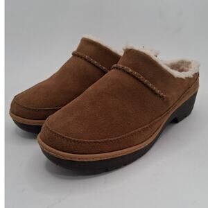 UGG Lynwood Waterproof Suede Clogs Size 7.5 Women's